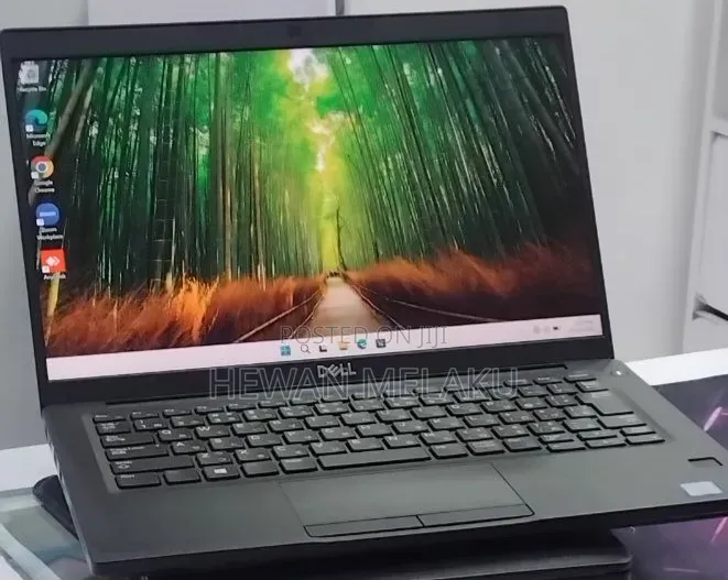 New Laptop Dell Latitude 7390 8GB Intel Core i5 SSD 256GB