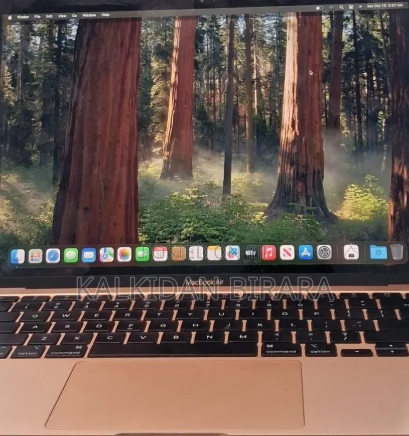 New Laptop Apple MacBook Air 2020 M1 8GB Apple M1 SSD 256GB