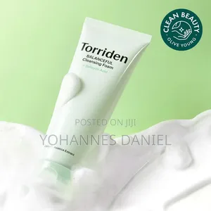 Torriden Balanceful Cleansing Foam