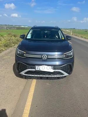 Volkswagen ID.6 2022 Beige
