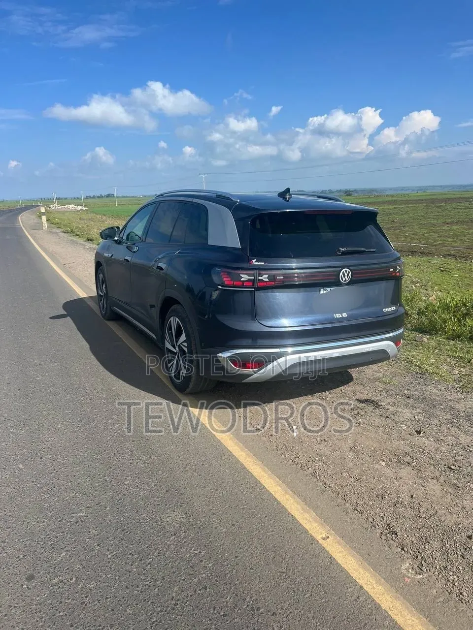 Volkswagen ID.6 2022 Beige