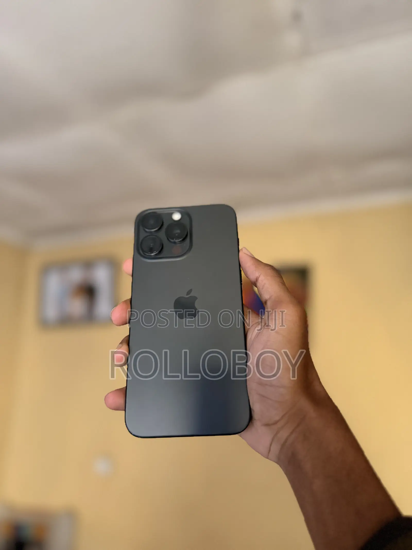 Apple iPhone 15 Pro Max 1 TB Black