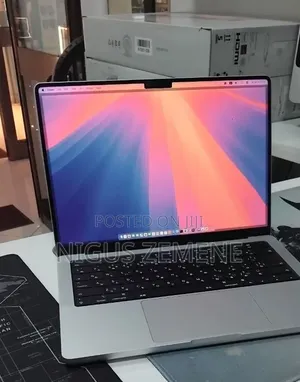 New Laptop Apple MacBook Pro 2024 M4 Pro 16GB Apple M4 Pro SSD 512GB