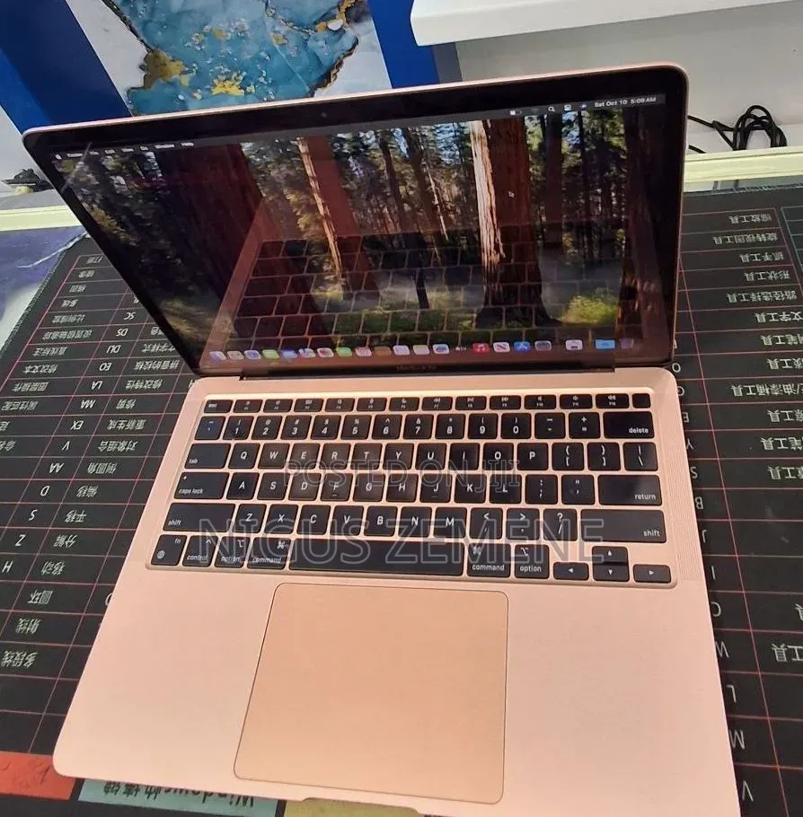 New Laptop Apple MacBook Air 2020 M1 8GB Apple M1 SSD 256GB