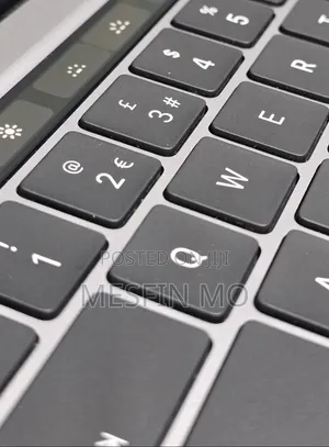 New Laptop Apple MacBook Pro 2021 M1 8GB Apple M1 Pro SSD 512GB