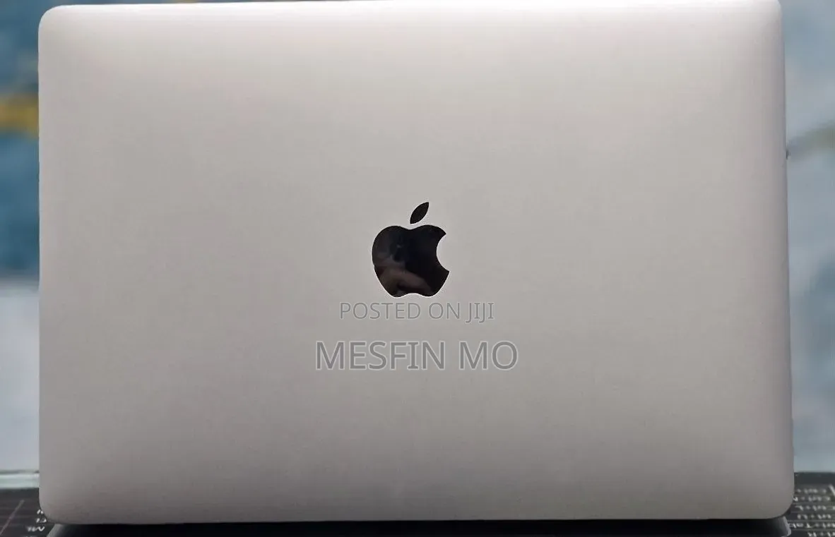 New Laptop Apple MacBook Pro 2021 M1 8GB Apple M1 Pro SSD 512GB