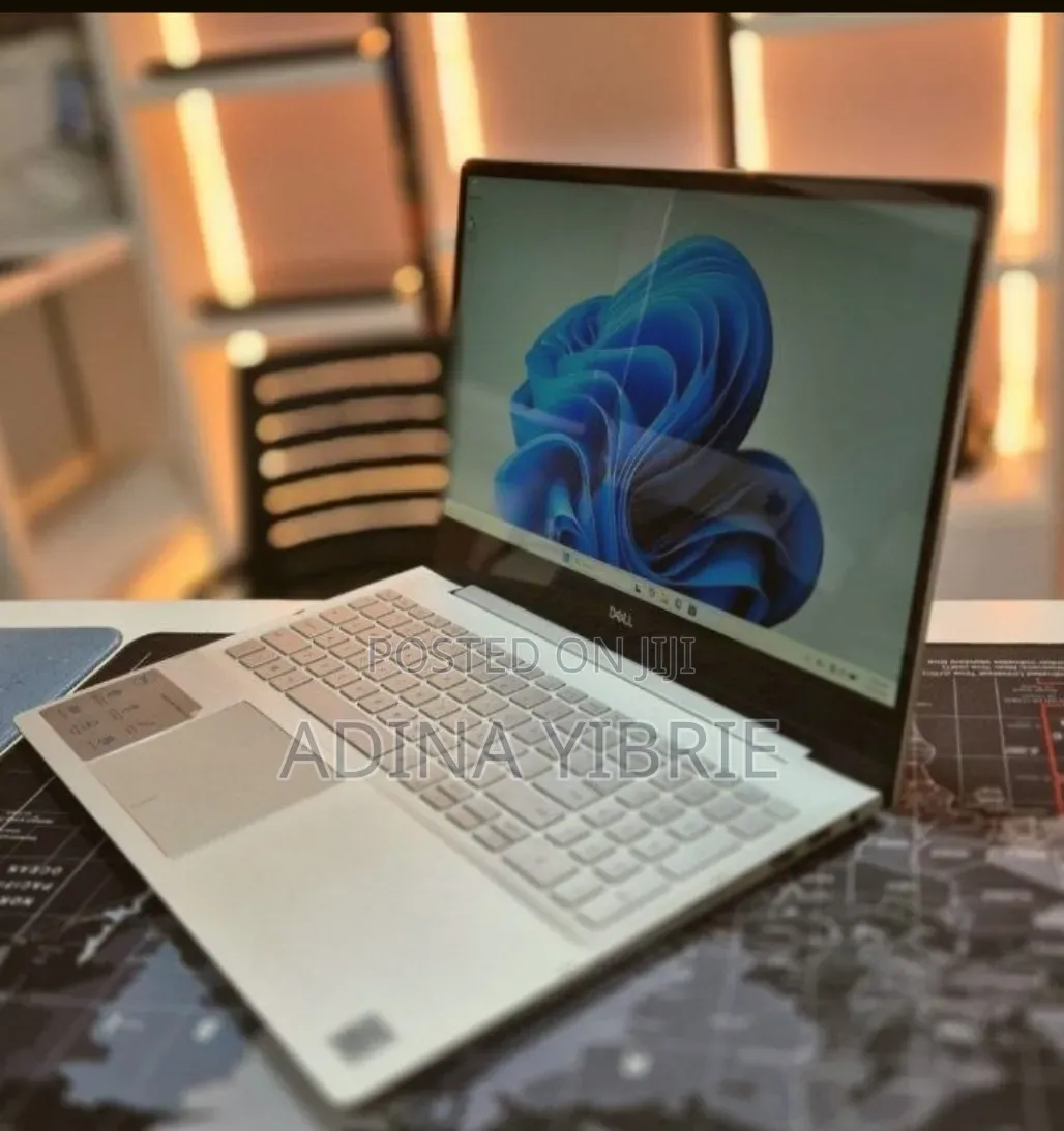 New Laptop Dell Inspiron 15 16GB AMD Ryzen 7 SSD 256GB