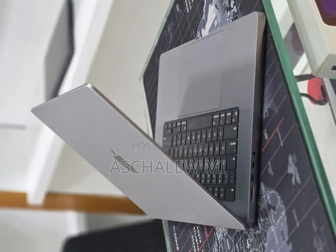 New Laptop Apple MacBook Pro 2023 M2 Pro 16GB Apple M2 SSD 1T