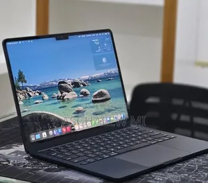 New Laptop Apple MacBook Air 2025 M4 16GB Apple M4 SSD 256GB