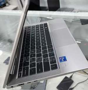 New Laptop HP EliteBook 840 G8 16GB Intel Core i7 SSD 512GB