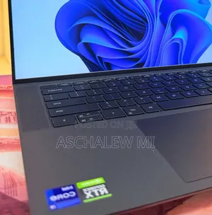 New Laptop Dell Precision 5560 16GB Intel Core i9 SSD 512GB