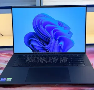 New Laptop Dell Precision 5560 16GB Intel Core i9 SSD 512GB