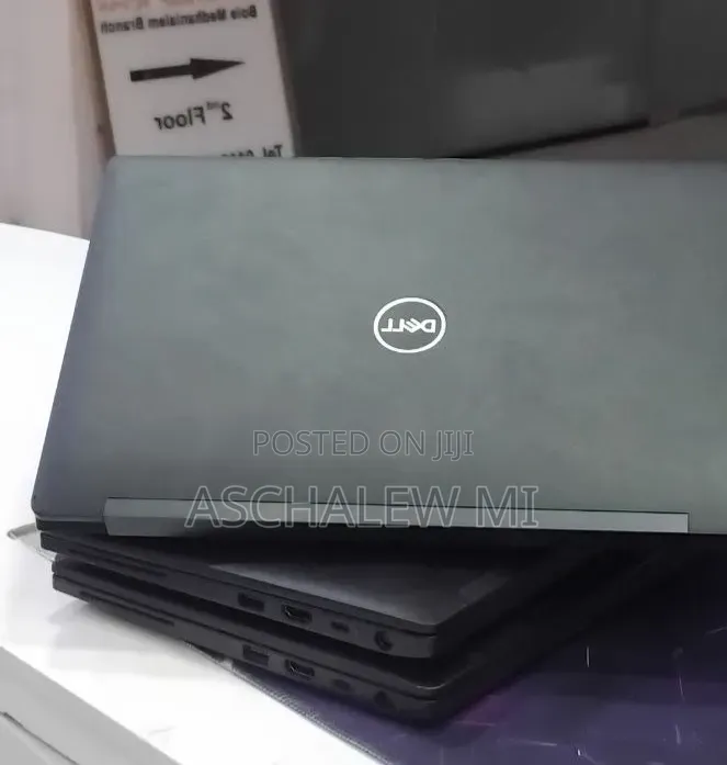 New Laptop Dell Latitude 7390 8GB Intel Core i5 SSD 256GB
