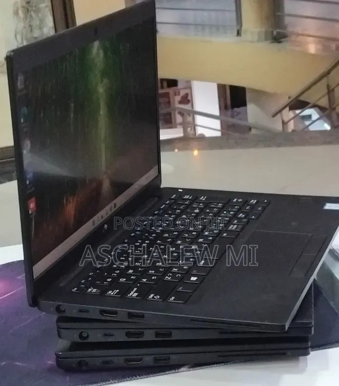 New Laptop Dell Latitude 7390 8GB Intel Core i5 SSD 256GB