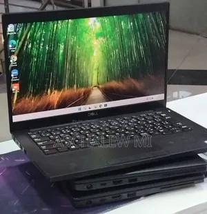 New Laptop Dell Latitude 7390 8GB Intel Core i5 SSD 256GB