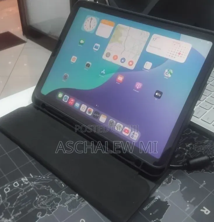 New Apple iPad Air (2022) 64 GB