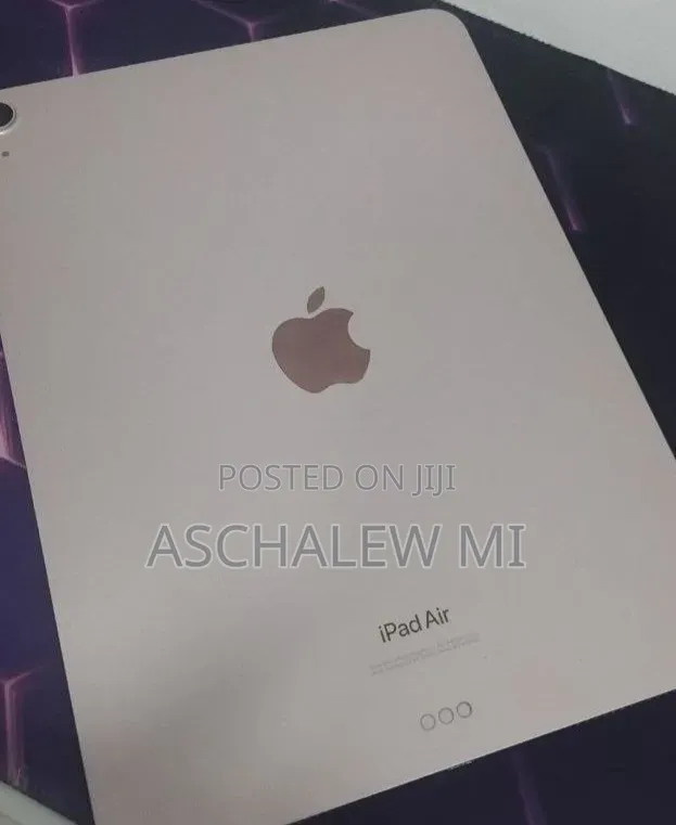 New Apple iPad Air (2022) 64 GB