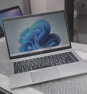 New Laptop HP EliteBook 845 G8 16GB AMD Ryzen 5 SSD 512GB