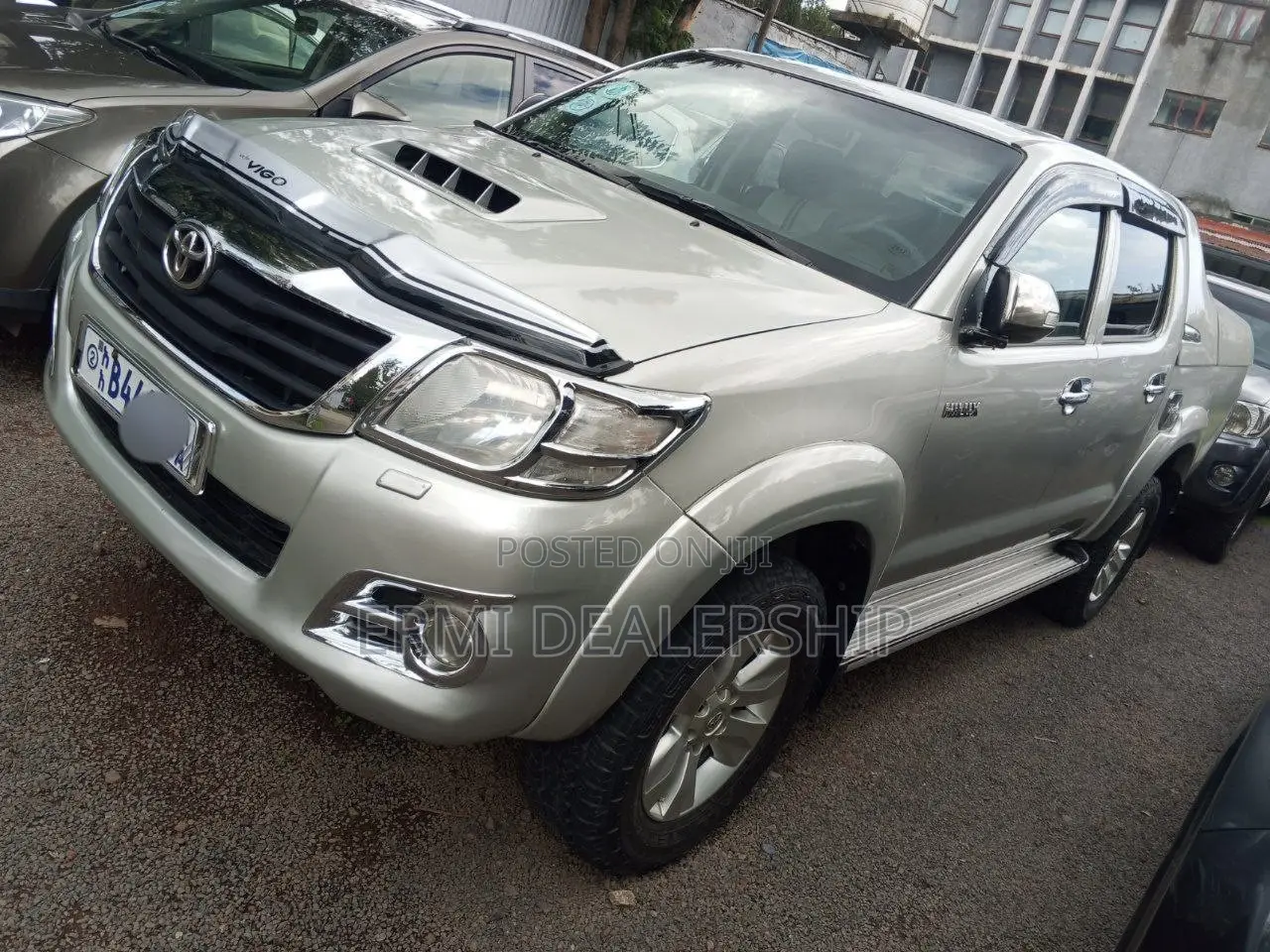Toyota Hilux 2012 Silver