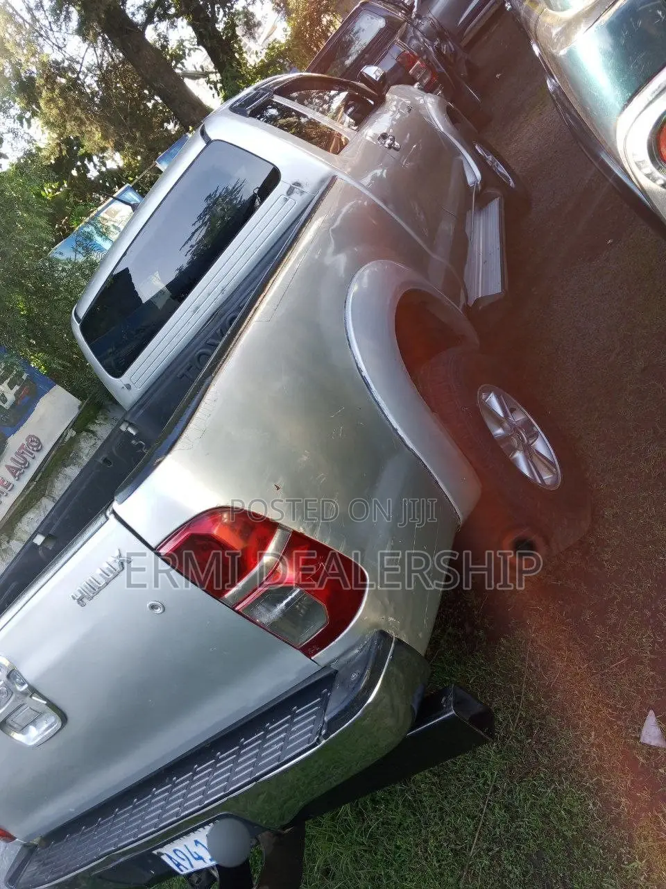 Toyota Hilux 2012 Silver