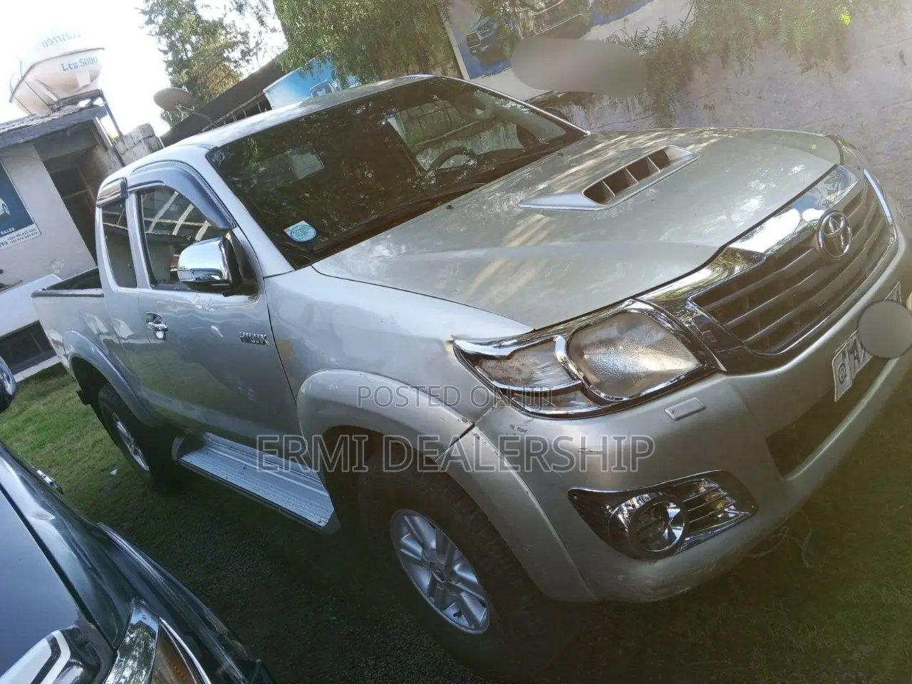 Toyota Hilux 2012 Silver