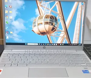 New Laptop HP Pavilion 13 8GB Intel Core i5 SSD 512GB