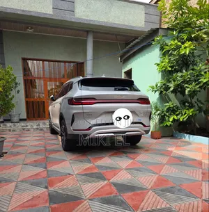 BYD Song Plus 2025 Silver