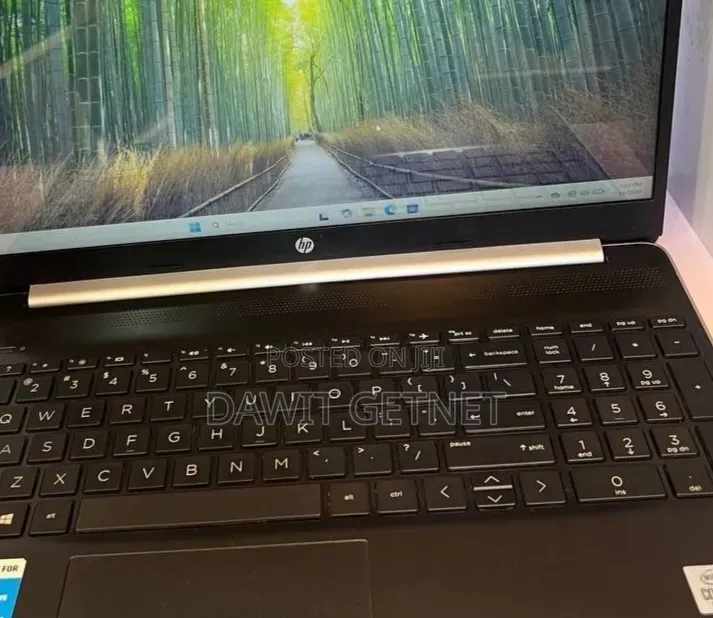 New Laptop HP Stream Notebook 8GB Intel Core i7 SSD 256GB