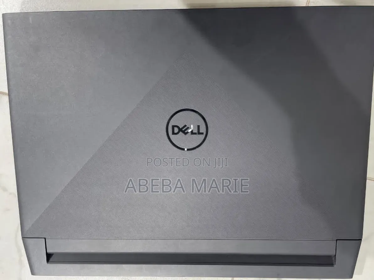 New Laptop Dell G15 5520 16GB Intel Core i7 SSD 1T