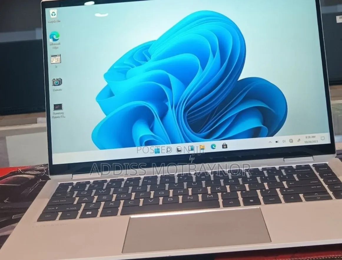 New Laptop HP EliteBook 1040 G8 16GB Intel Core i7 SSD 512GB