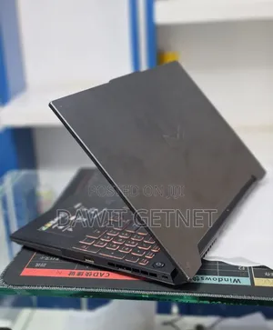 New Laptop Asus ROG Strix G15 16GB Intel Core i7 SSD 1T