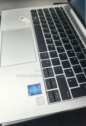 New Laptop HP EliteBook 830 G9 16GB Intel Core i5 SSD 512GB