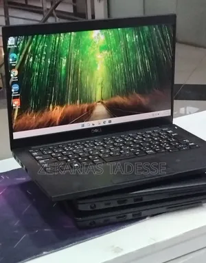 New Laptop Dell Latitude 7390 8GB Intel Core i5 SSD 256GB