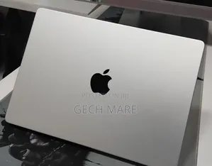 New Laptop Apple MacBook Pro 2024 M4 16GB Apple M4 Max SSD 512GB