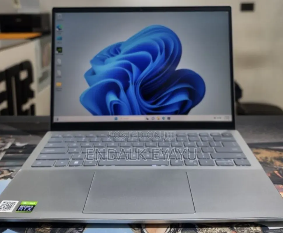 New Laptop Dell Inspiron 14 16GB Intel Core i7 SSD 512GB