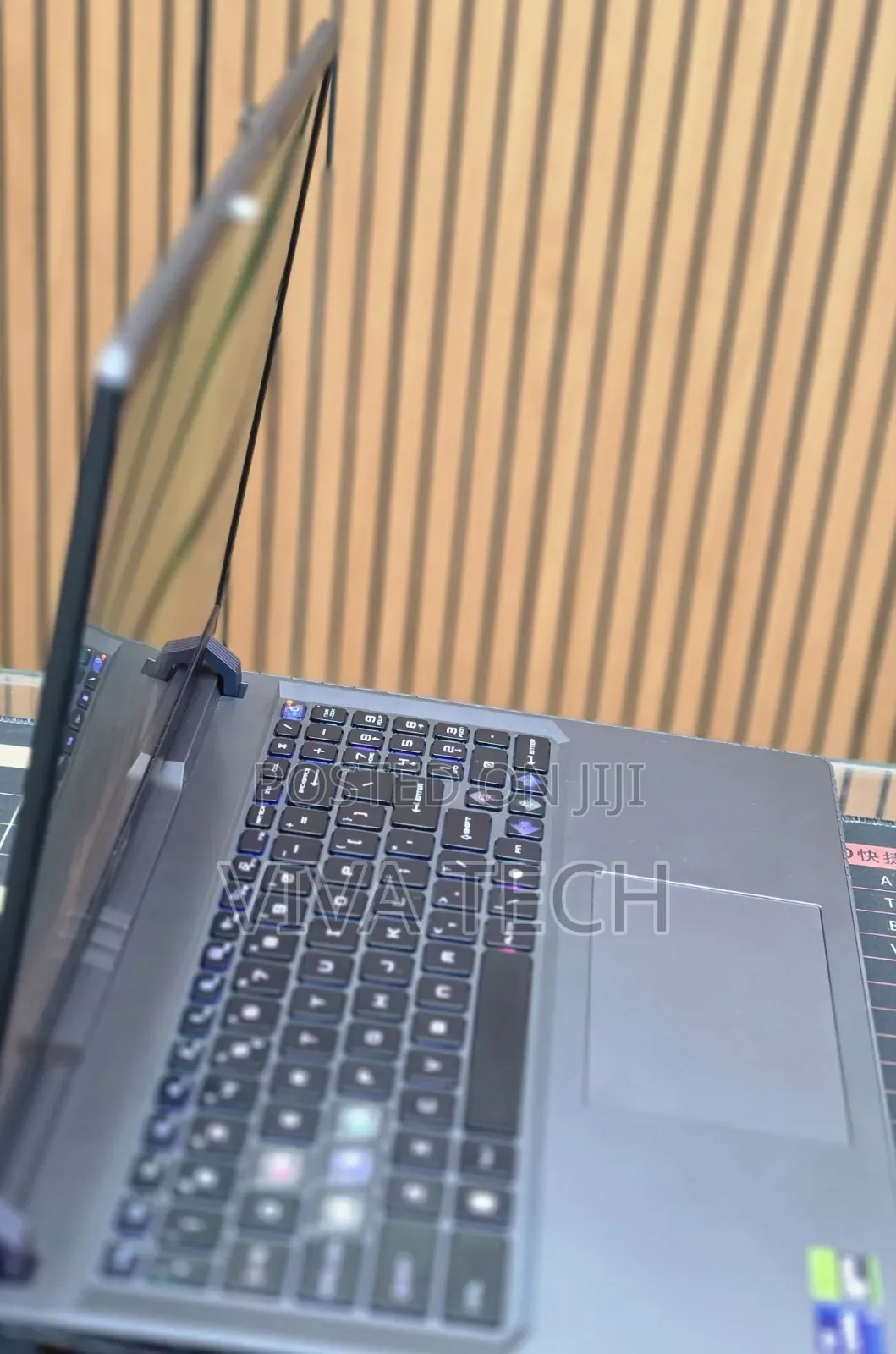 New Laptop MSI Vector GP68 HX 13V 32GB Intel Core i9 SSD 1T