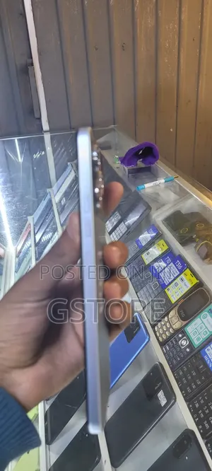 New Tecno Spark 40 128 GB Silver