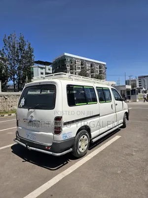 Toyota HiAce 2008 White