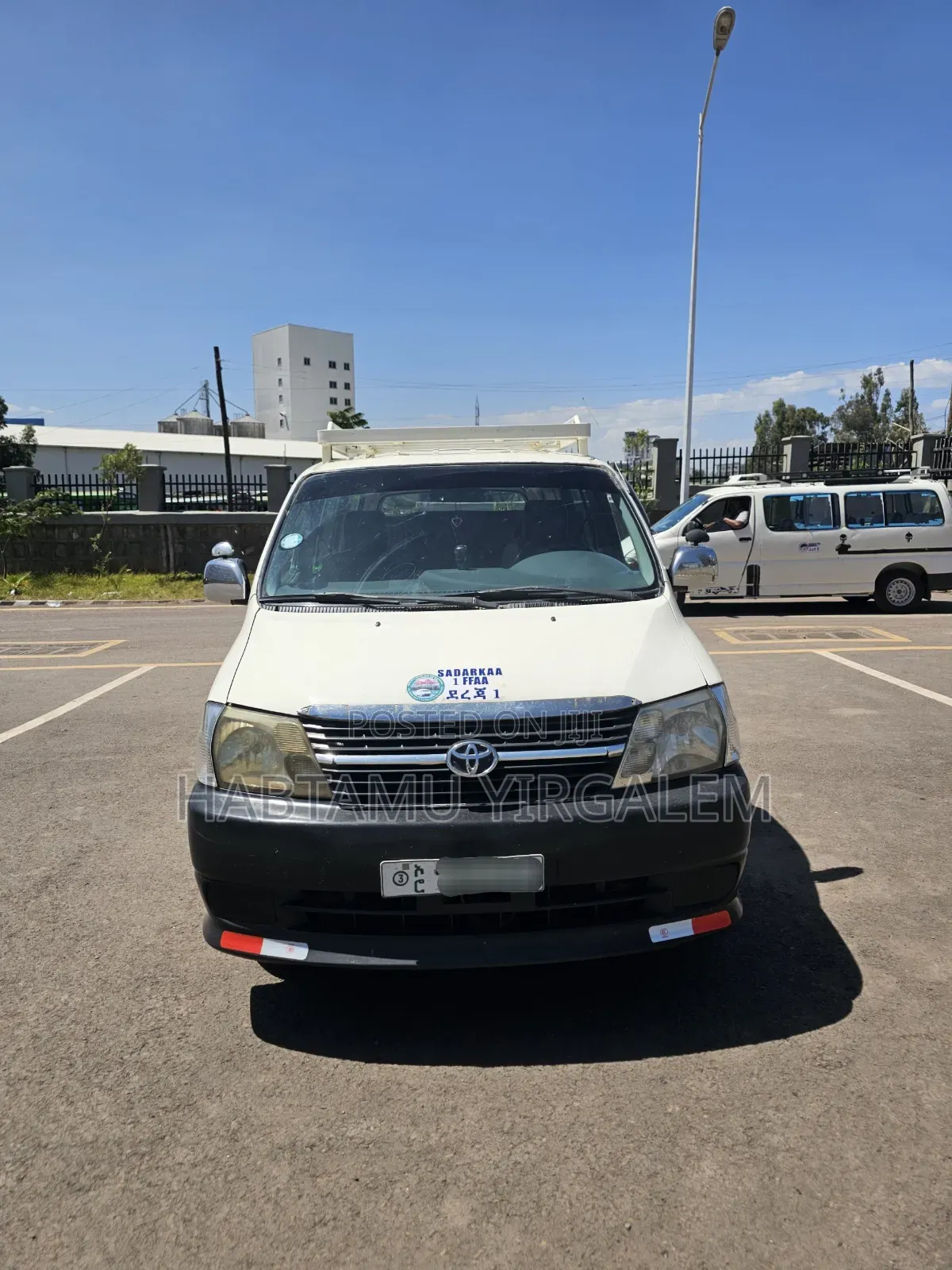 Toyota HiAce 2008 White