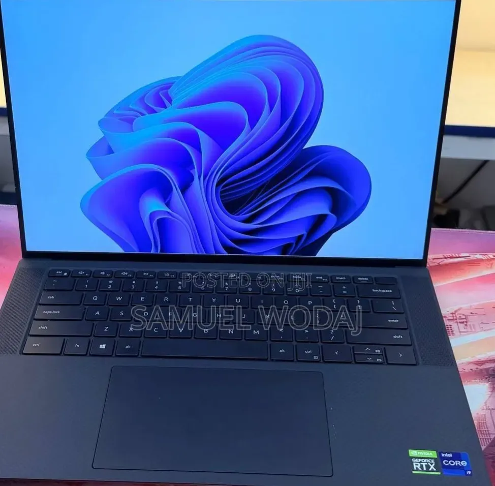 New Laptop HP Pavilion 15 16GB Intel Core i7 SSD 512GB