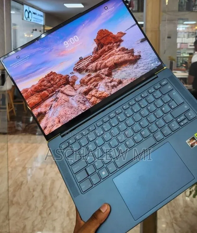 New Laptop Lenovo Yoga 2 32GB AMD Ryzen 7 SSD 512GB