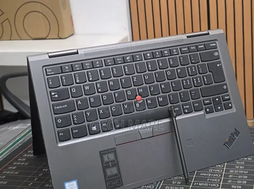 New Laptop Lenovo ThinkPad Yoga 16GB Intel Core i7 SSD 512GB
