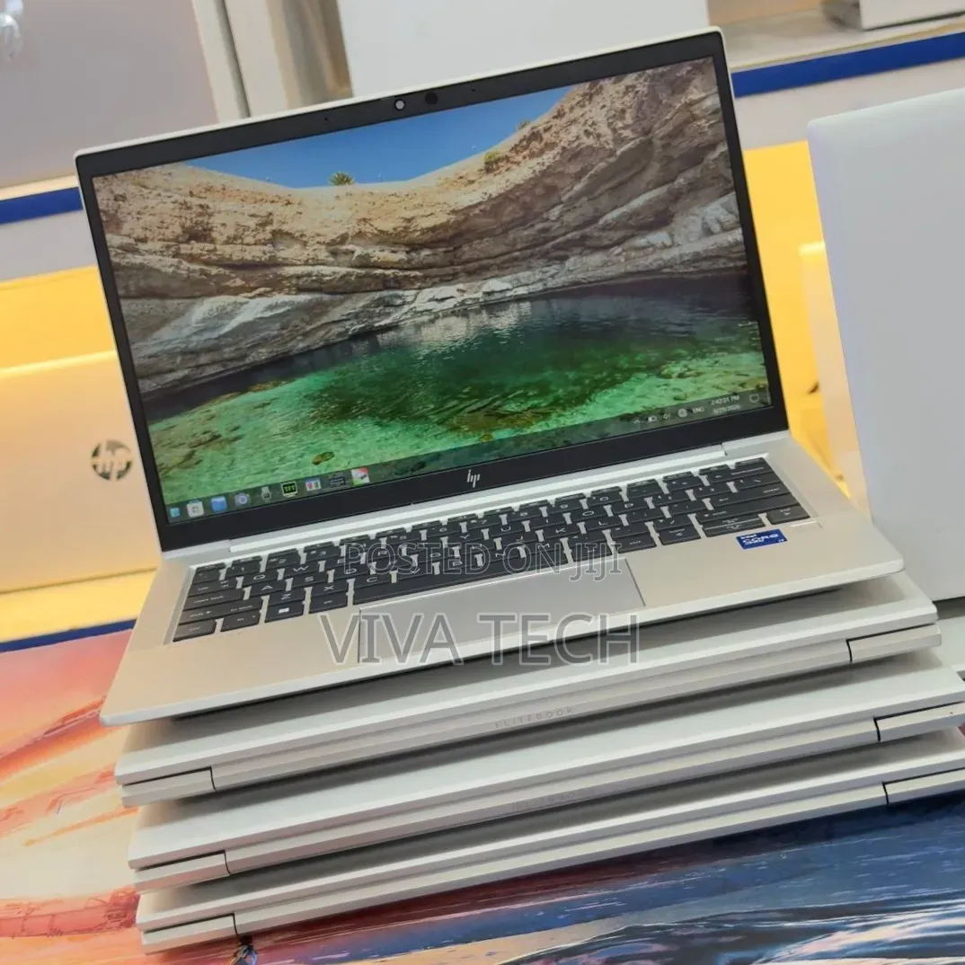 New Laptop HP EliteBook 830 G8 16GB Intel Core i5 SSD 512GB