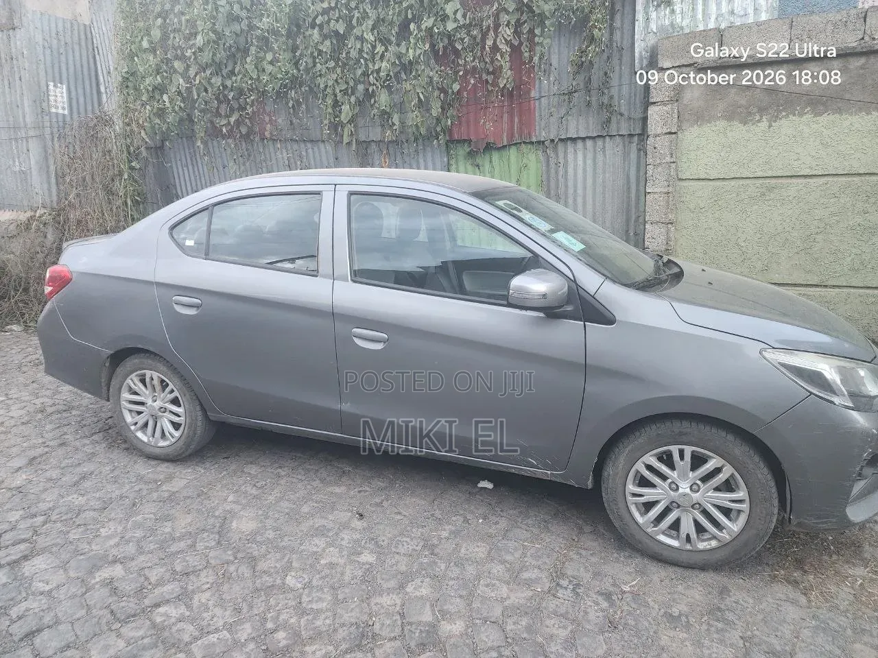 Mitsubishi Attrage 2021 Gray