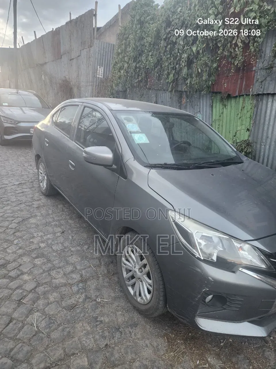 Mitsubishi Attrage 2021 Gray