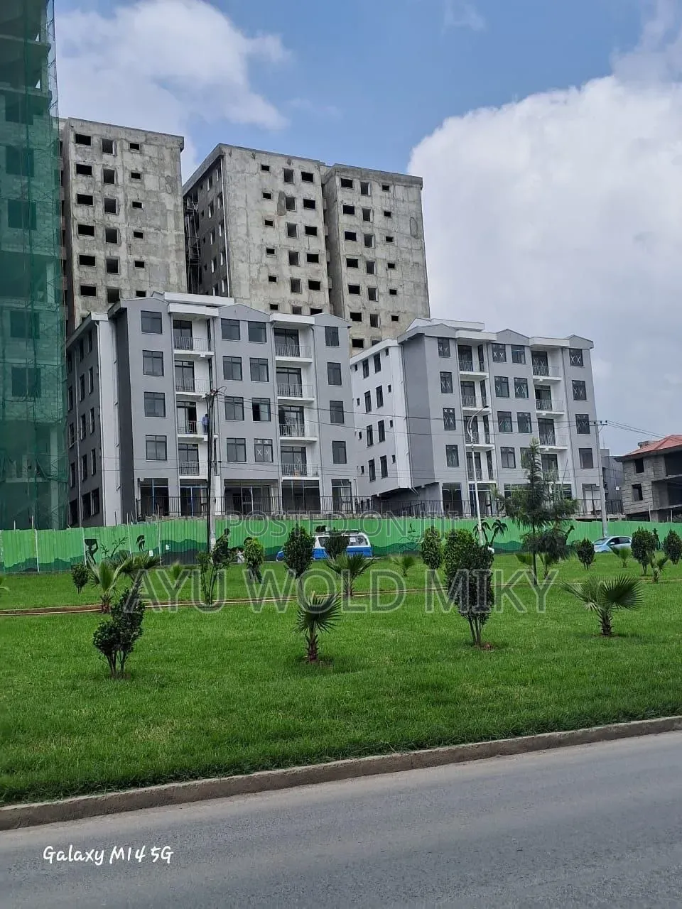 Furnished 3bdrm Apartment in Ayat Real Estate, Yeka for sale