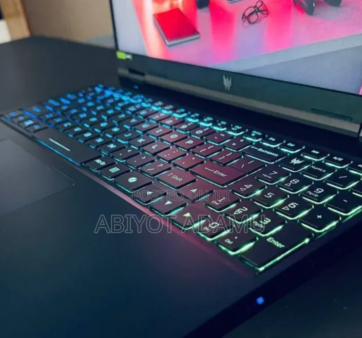 New Laptop Acer Predator Helios 300 16GB Intel Core i9 SSD 1T