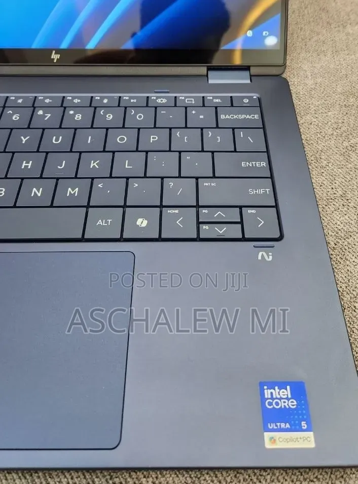 New Laptop HP OmniBook 5 14" 16GB Intel Core Ultra 5 SSD 512GB