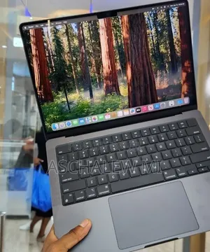 New Laptop Apple MacBook Pro 2023 M3 Pro 18GB Apple M3 Pro SSD 512GB