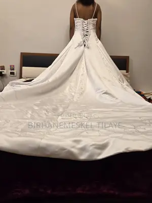 Women's Wedding Dress